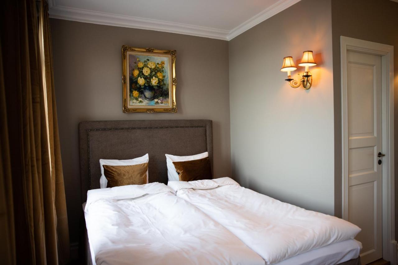 Hotell Villa Blanka 瓦尔贝里 外观 照片
