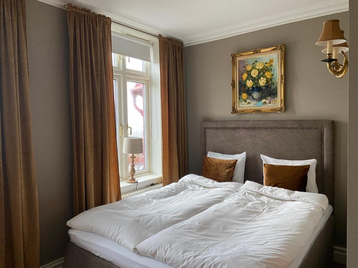Hotell Villa Blanka 瓦尔贝里 外观 照片